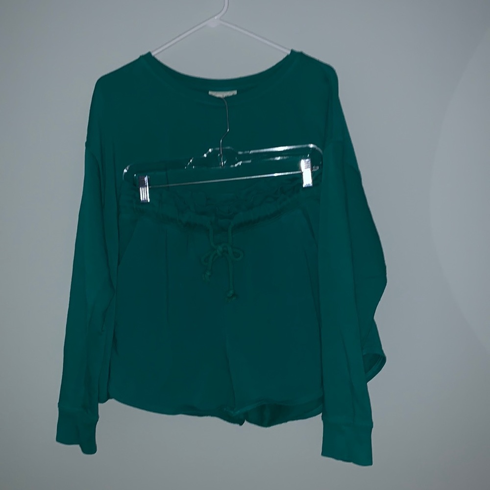 Universal Thread Green Sweat Set Long Sleeve Swea… - image 1